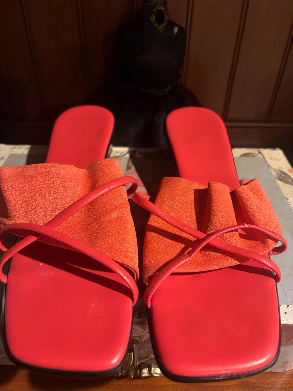 Damiani's Italian Made Sandals w Faux Cork Heel Size 8